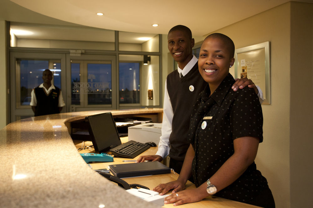 Road Lodge Bloemfontein Airport Экстерьер фото