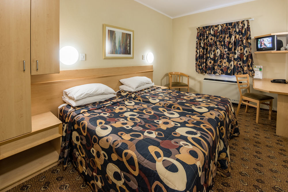 Road Lodge Bloemfontein Airport Экстерьер фото