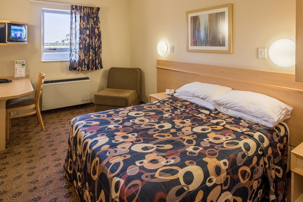 Road Lodge Bloemfontein Airport Экстерьер фото